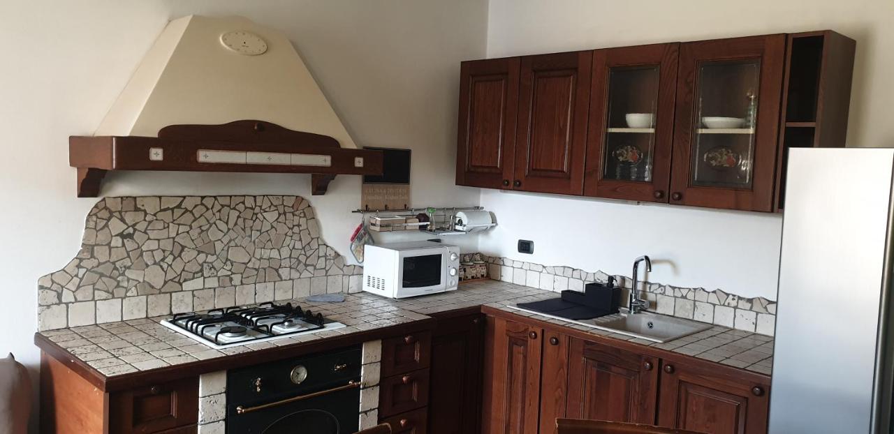 Casa In Palazzo Storico Apartment Locate di Triulzi Ngoại thất bức ảnh
